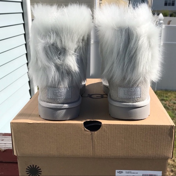 UGG Mini Toscana Cuff - Picture 3 of 7